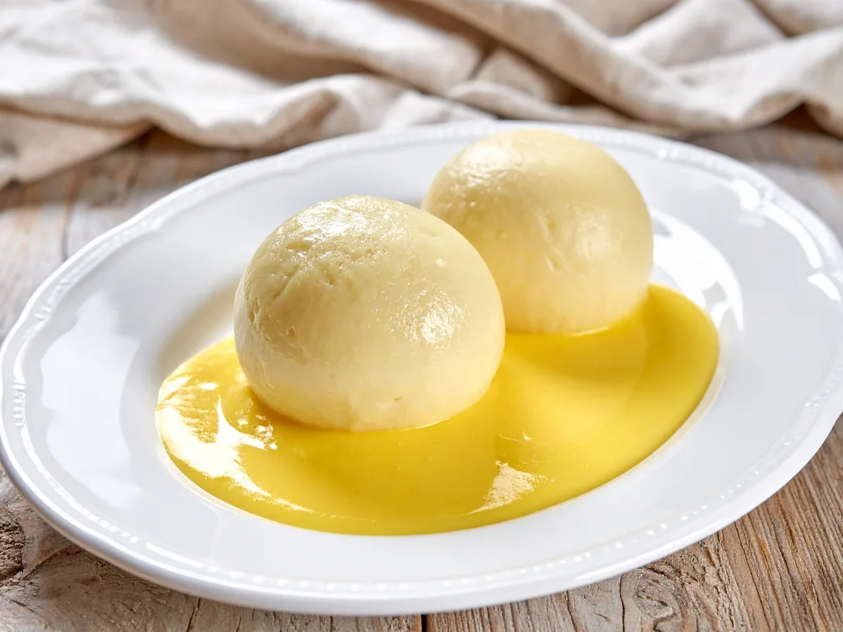Dampfnudeln mit Vanillesoße